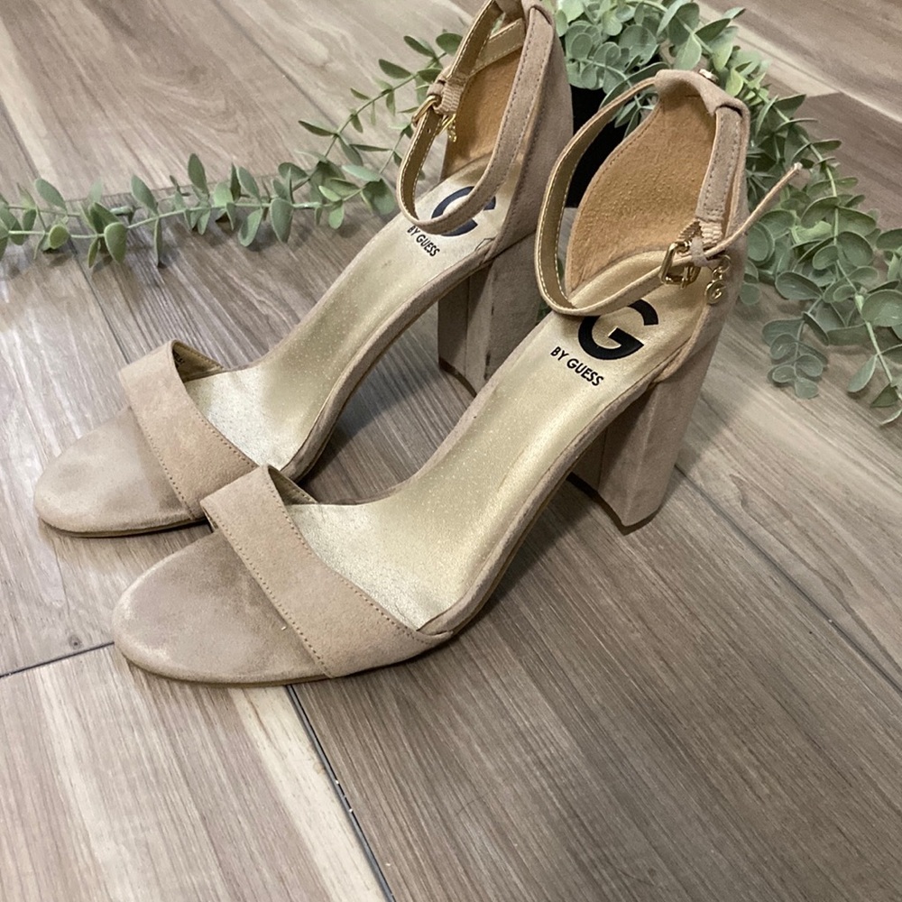 Guess | Shantel 5 Natural Suede Sandals